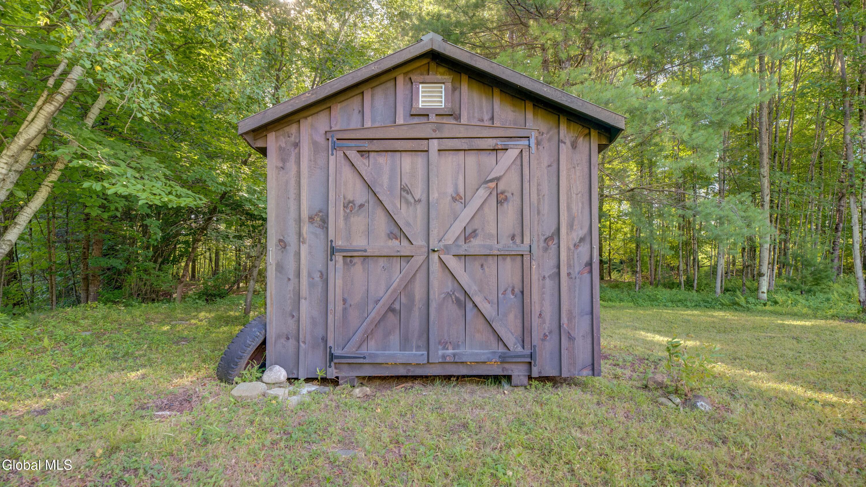 136 Bornt Road Broadalbin NY 12025