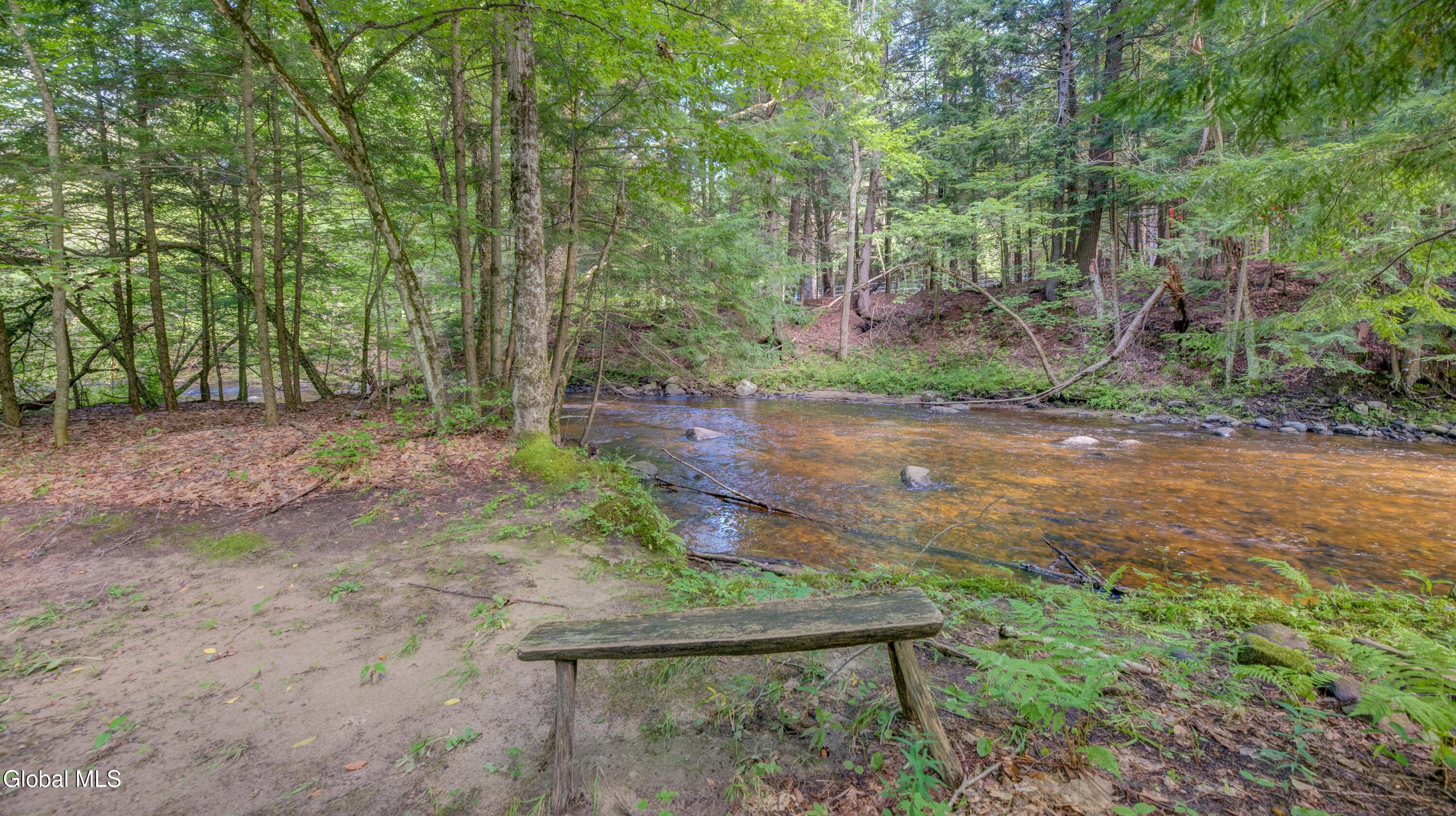 136 Bornt Road Broadalbin NY 12025