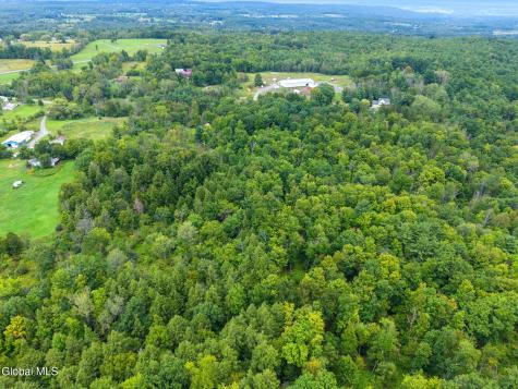 165 Cleveland Road Sloansville NY 12031