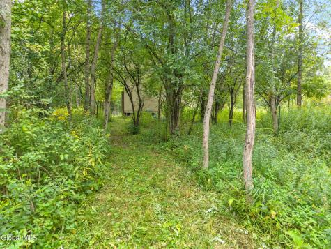 165 Cleveland Road Sloansville NY 12031