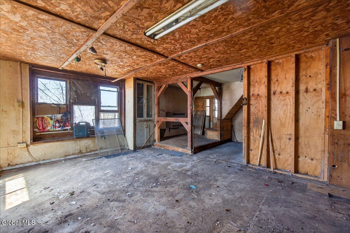 634 Cr 52 Greenwich NY 12834