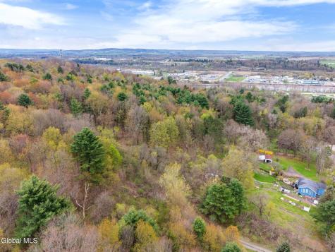 L 24.2 Switzer Hill Road Fonda NY 12068