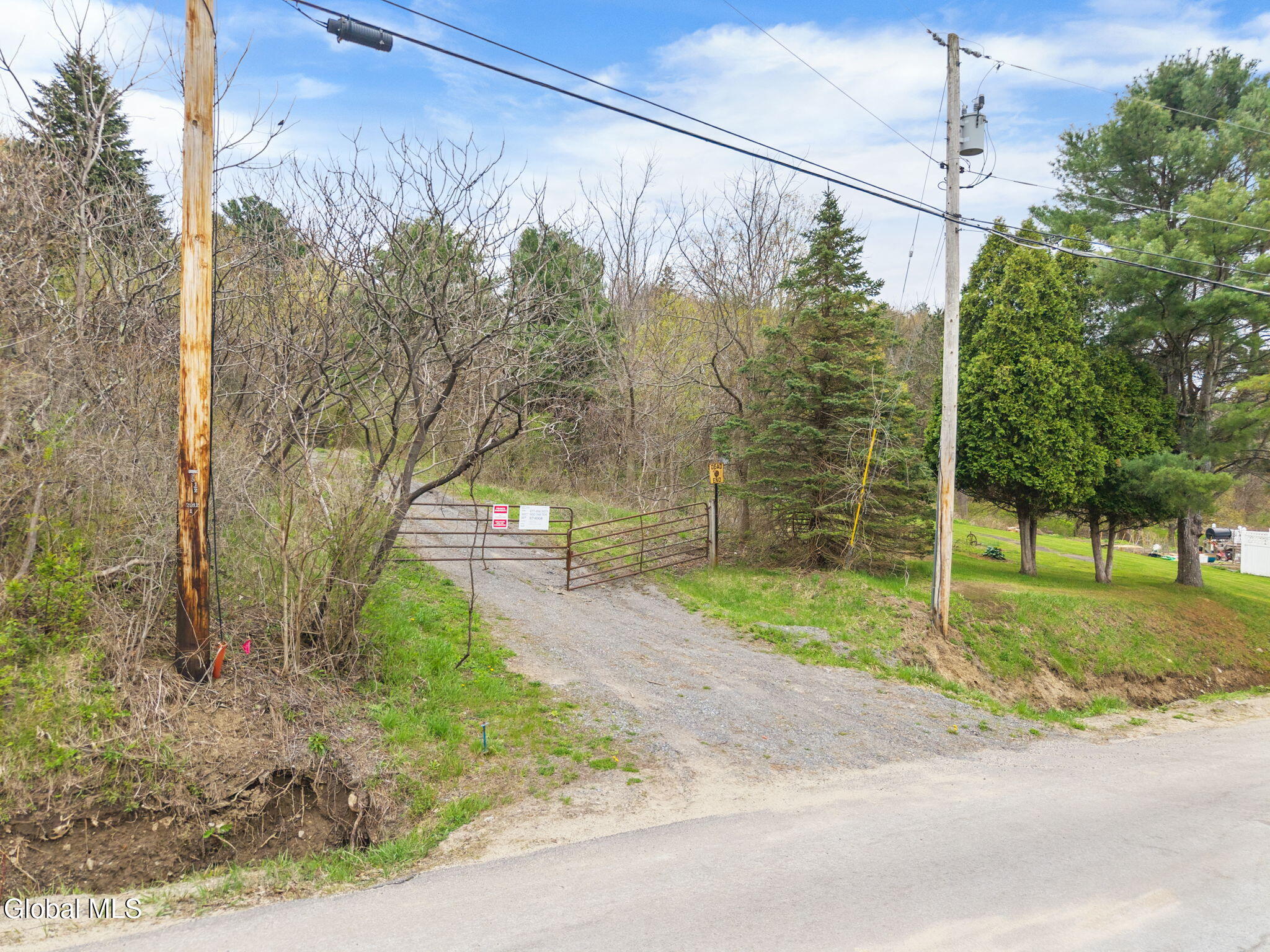 L 24.2 Switzer Hill Road Fonda NY 12068
