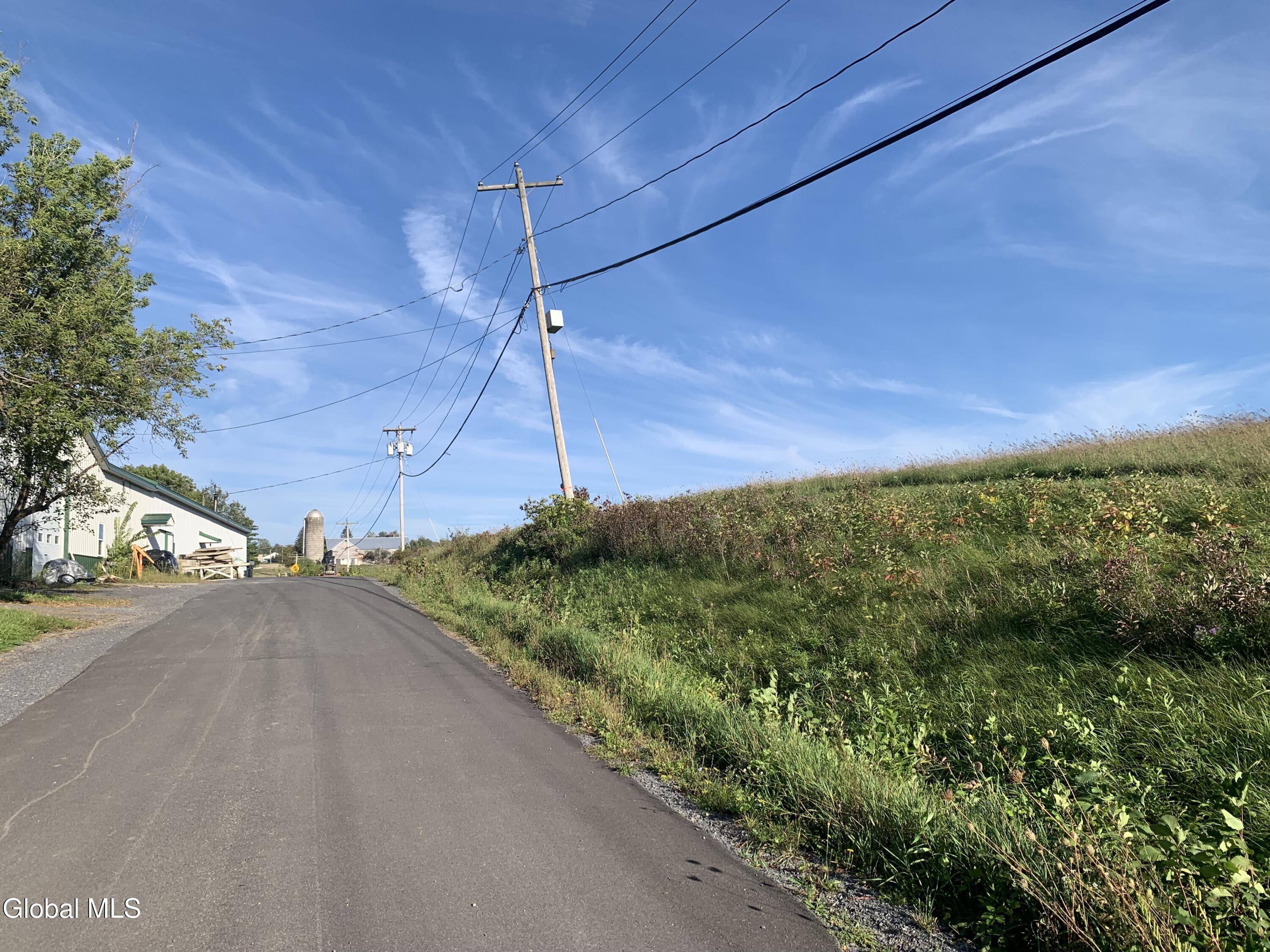 L34.111 Western Turnpike Esperance NY 12066