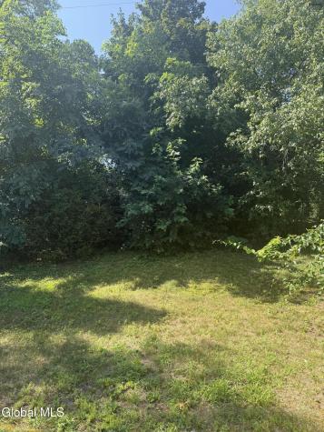 L23 Maple Road Slingerlands NY 12159