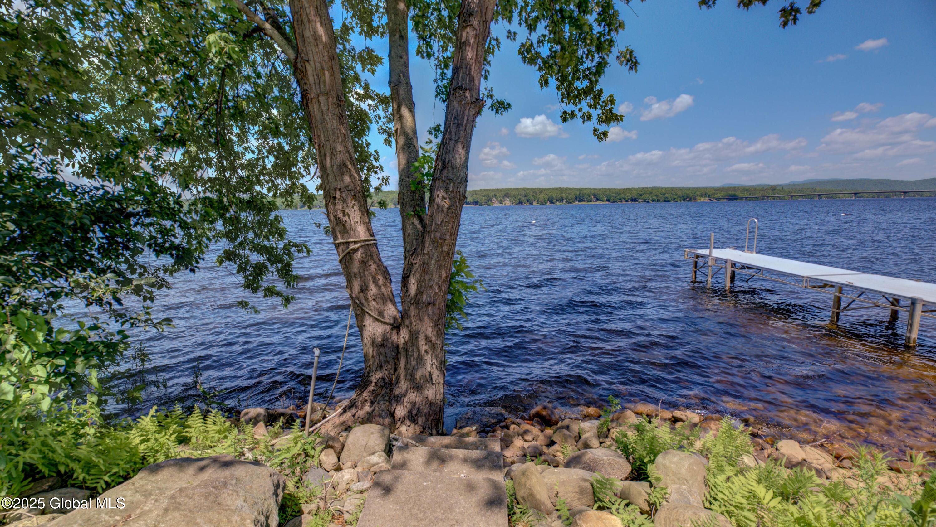 2 Wills Way Edinburg NY 12134