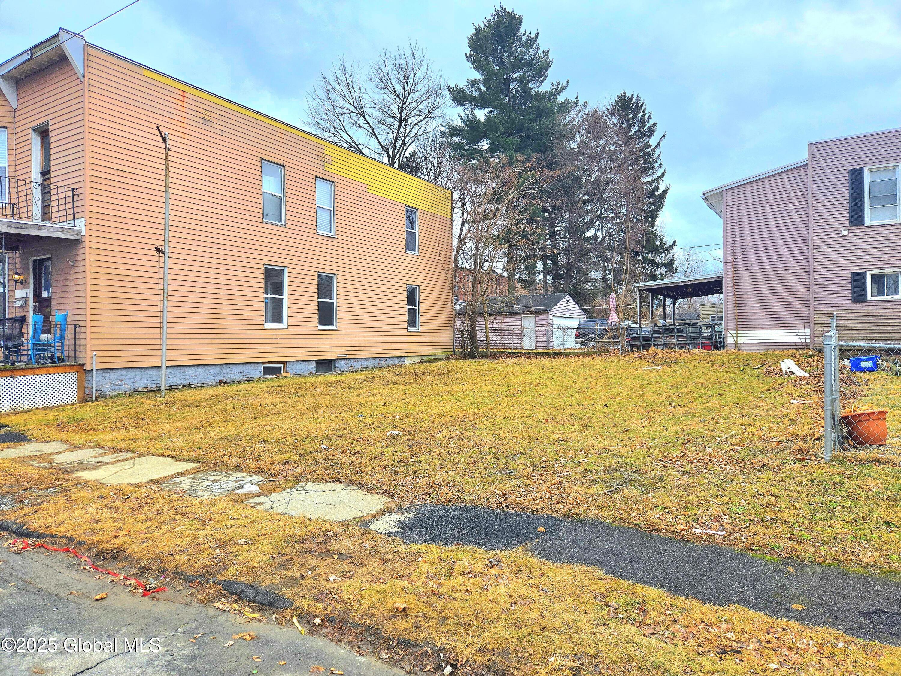 4 122nd Street Troy NY 12182