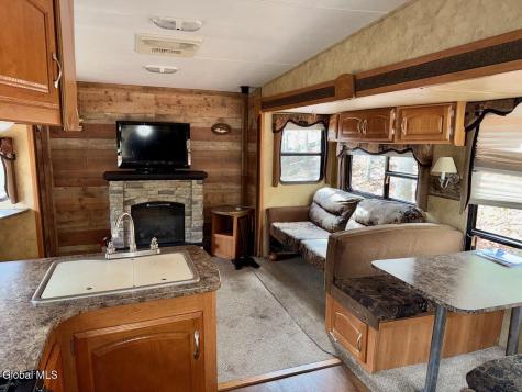 319 Snow Road Road Edinburg NY 12835