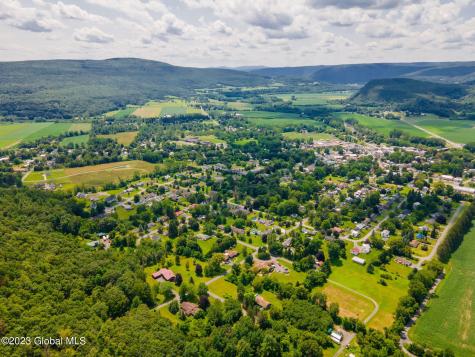 L16 Mt Path Middleburgh NY 12122