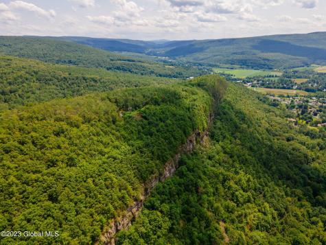 L16 Mt Path Middleburgh NY 12122
