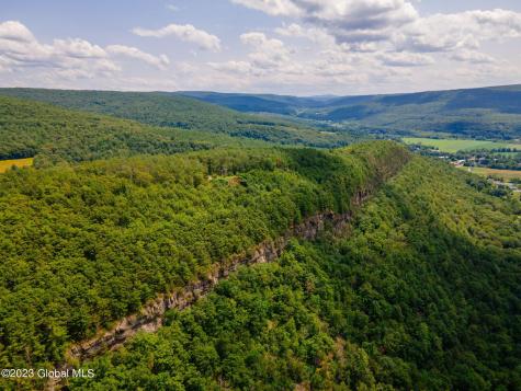 L16 Mt Path Middleburgh NY 12122
