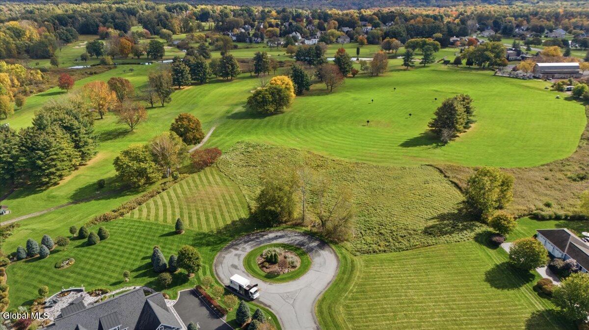 8 Breighton Court Queensbury NY 12804