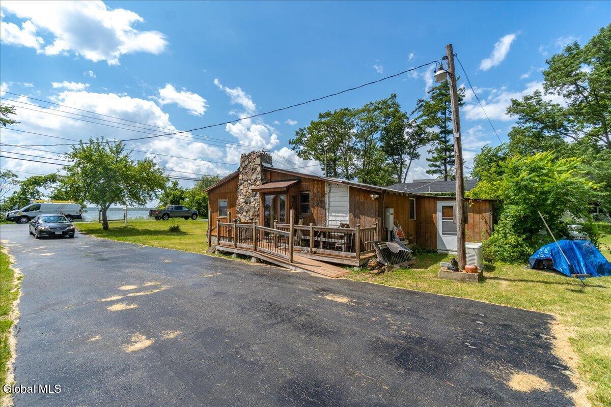 1318 Nys Rt 9p Saratoga Springs NY 12866
