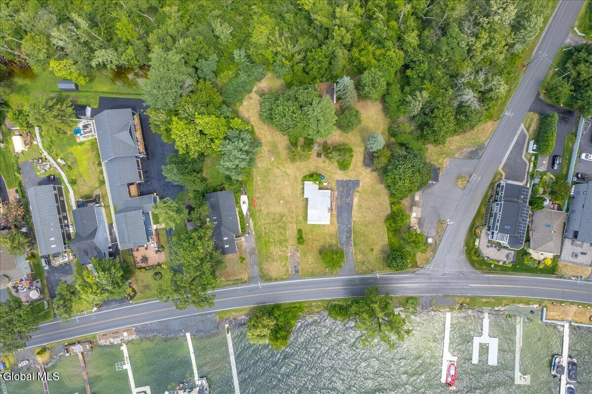 1318 Nys Rt 9p Saratoga Springs NY 12866