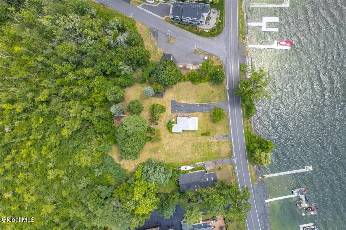 1318 Nys Rt 9p Saratoga Springs NY 12866