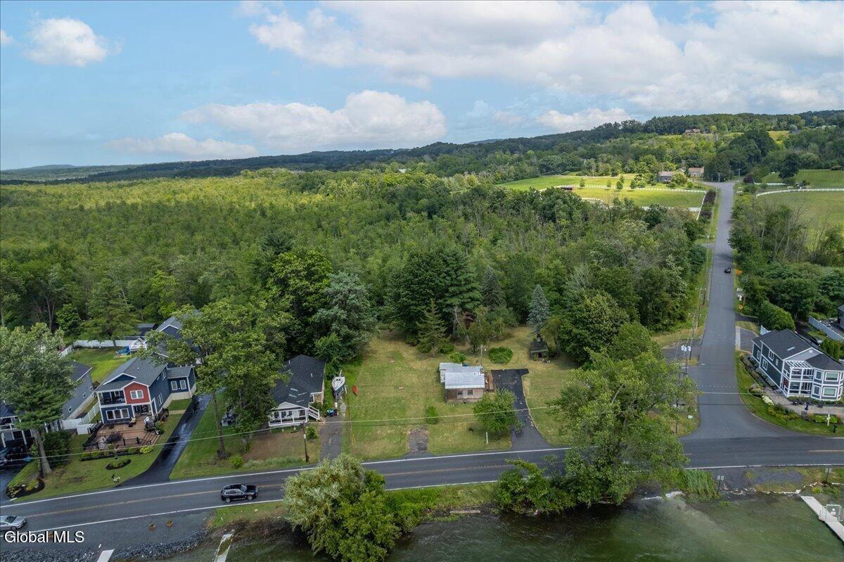 1318 Nys Rt 9p Saratoga Springs NY 12866