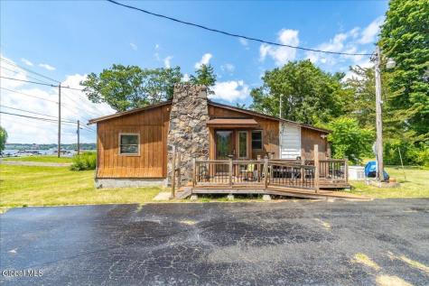1318 Nys Rt 9p Saratoga Springs NY 12866