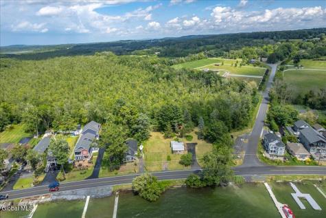 1318 Nys Rt 9p Saratoga Springs NY 12866