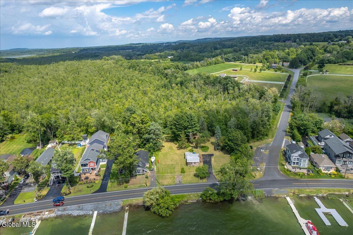 1318 Nys Rt 9p Saratoga Springs NY 12866