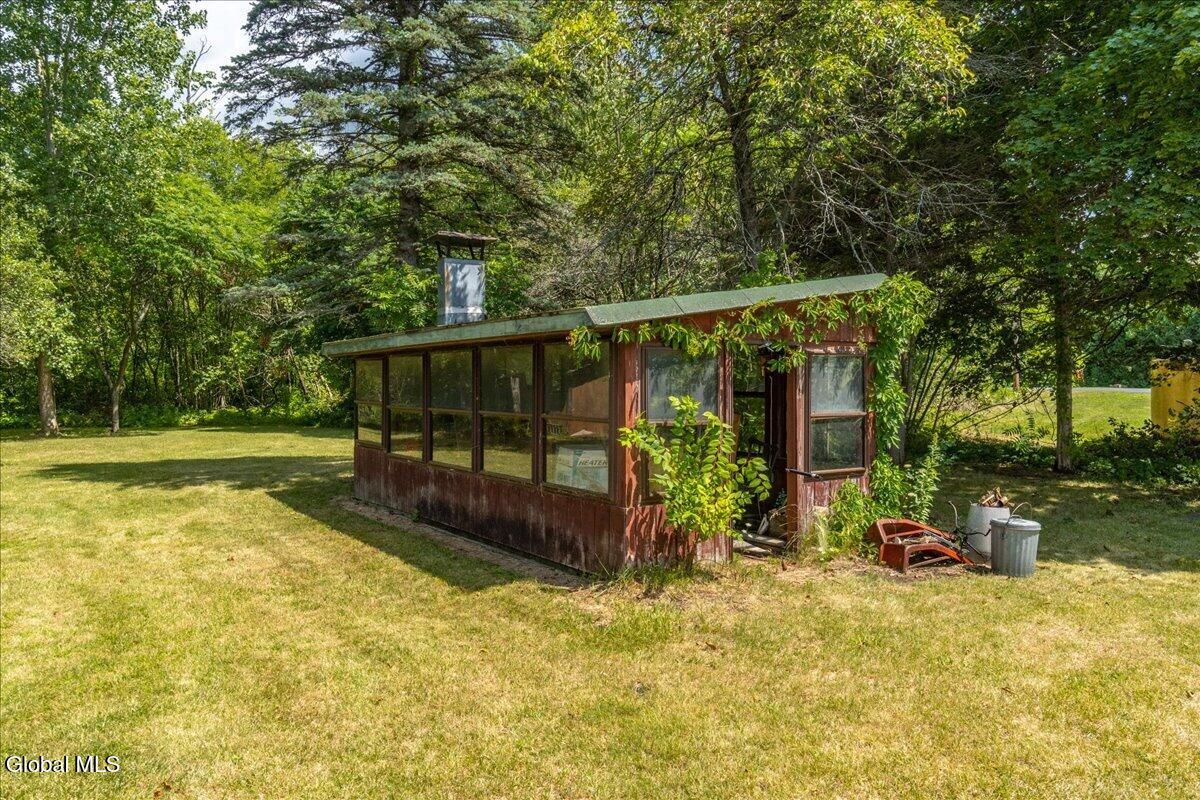 1318 Nys Rt 9p Saratoga Springs NY 12866