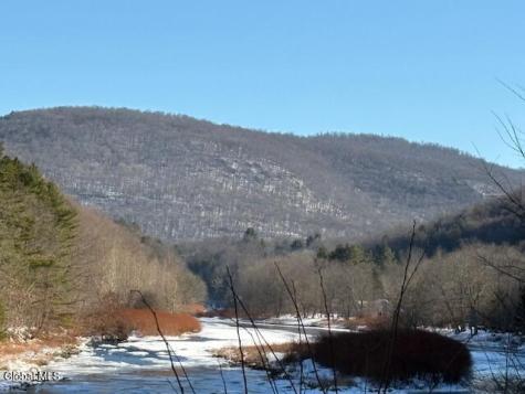L1 Peakville Road Hancock NY 13783