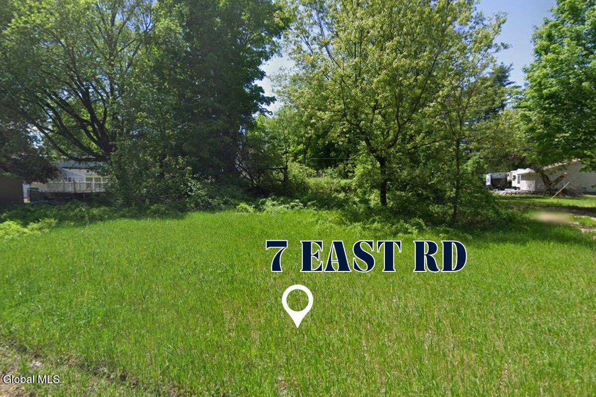 7 E Road Queensbury NY 12804