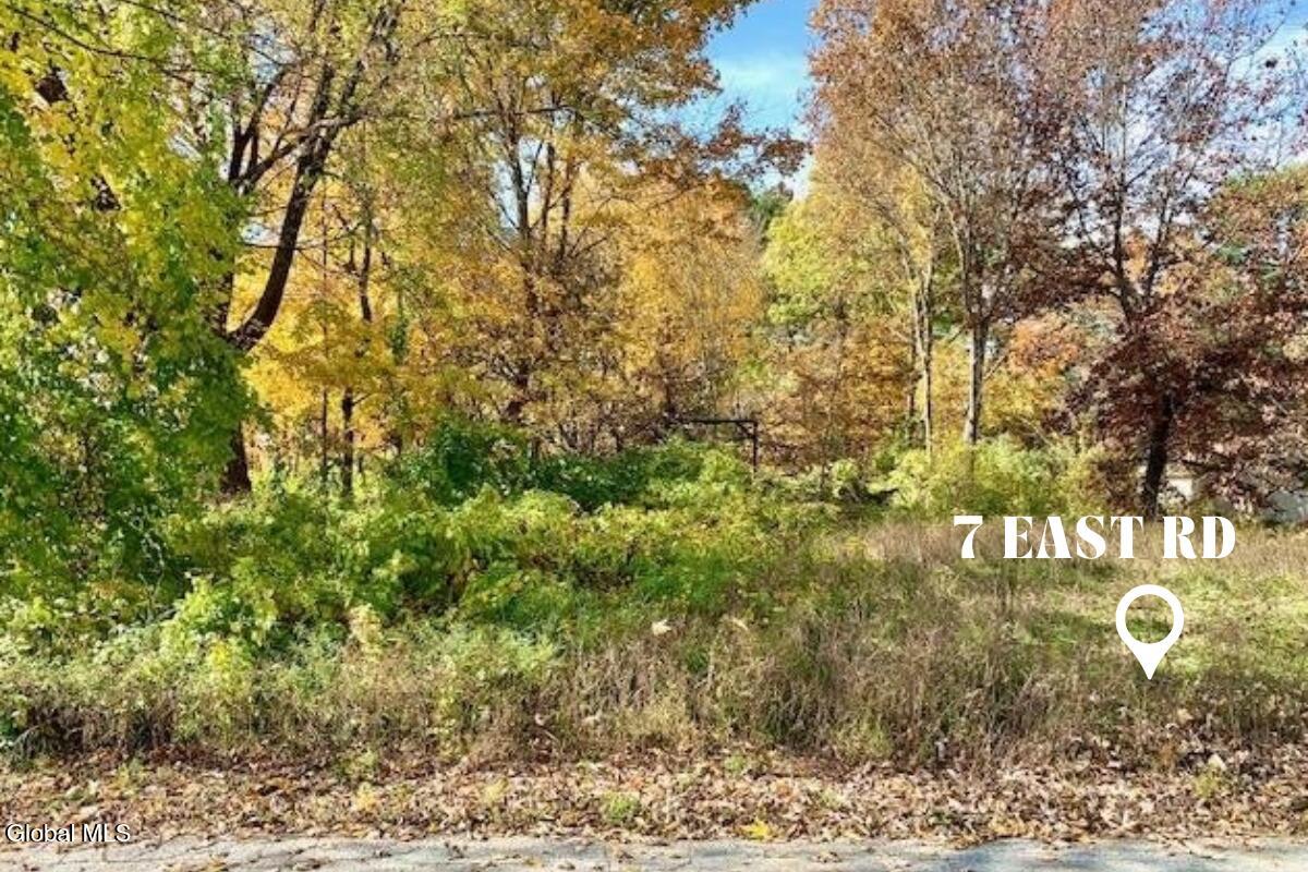 7 E Road Queensbury NY 12804