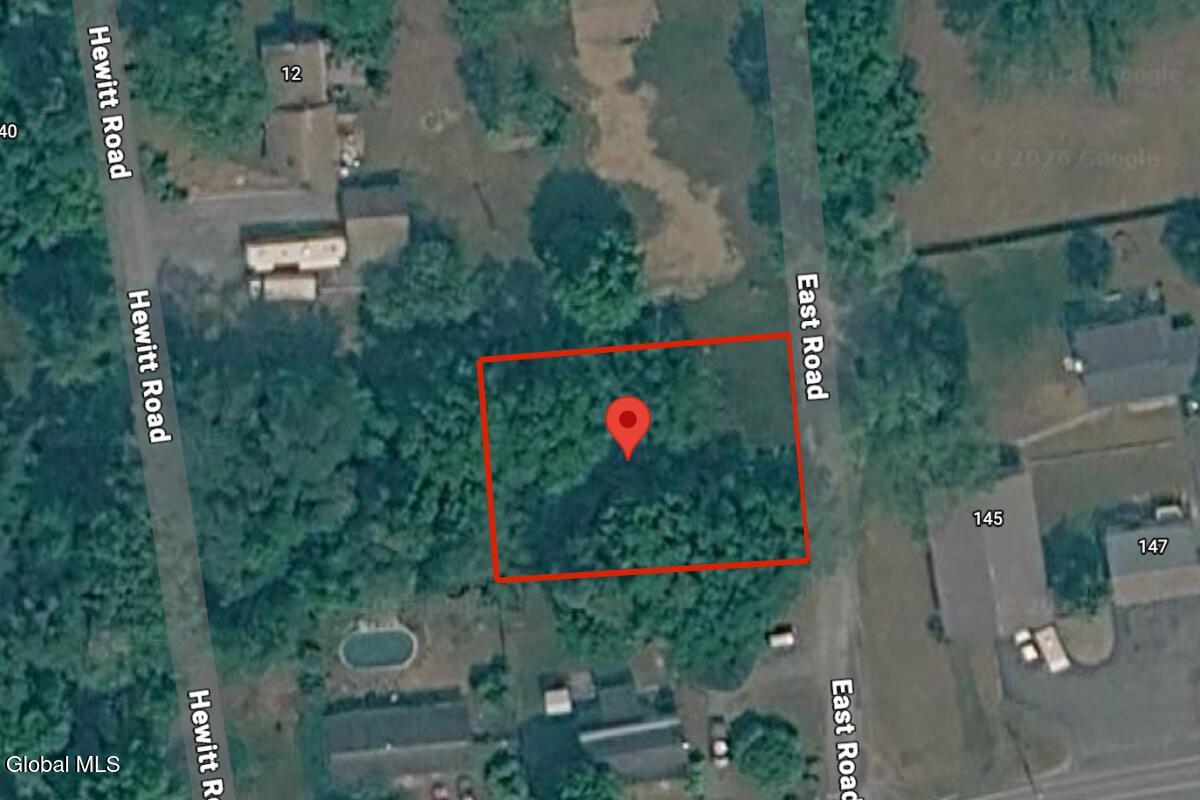 7 E Road Queensbury NY 12804