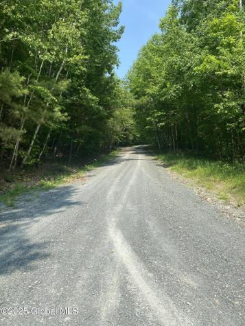 L20.44 Robinson Hollow Way Stephentown NY 12168