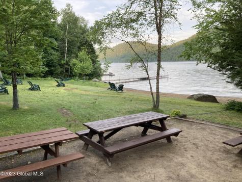 L46131 Lakeview Lane North River NY 12856