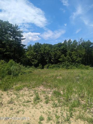 10 Dutch Lane Halfmoon NY 12118