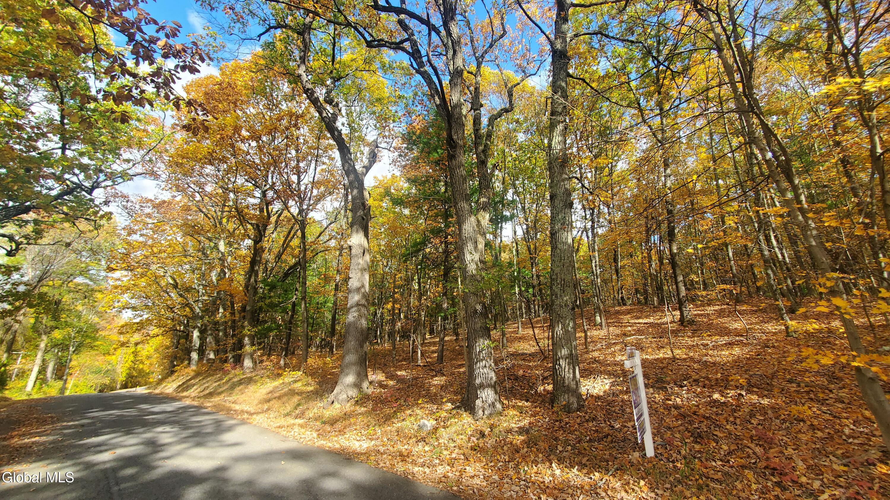 L25 Fischer Road Kinderhook NY 12106