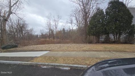 78 Wynantskill Way Troy NY 12180