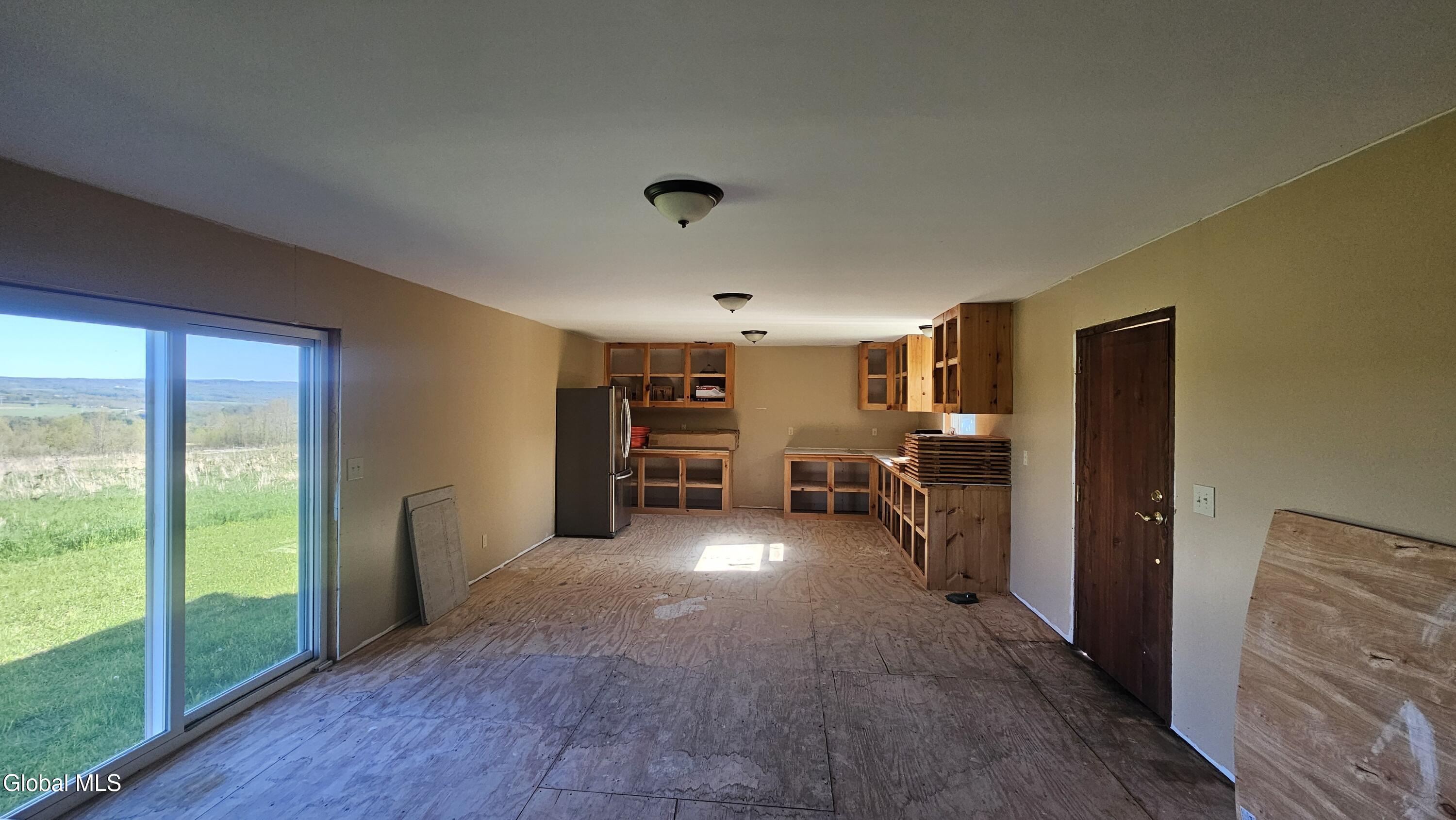 377 Zarcarco Road Amsterdam NY 12010