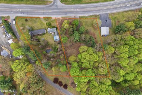 2595-2599 U.s. 9 Malta NY 12020