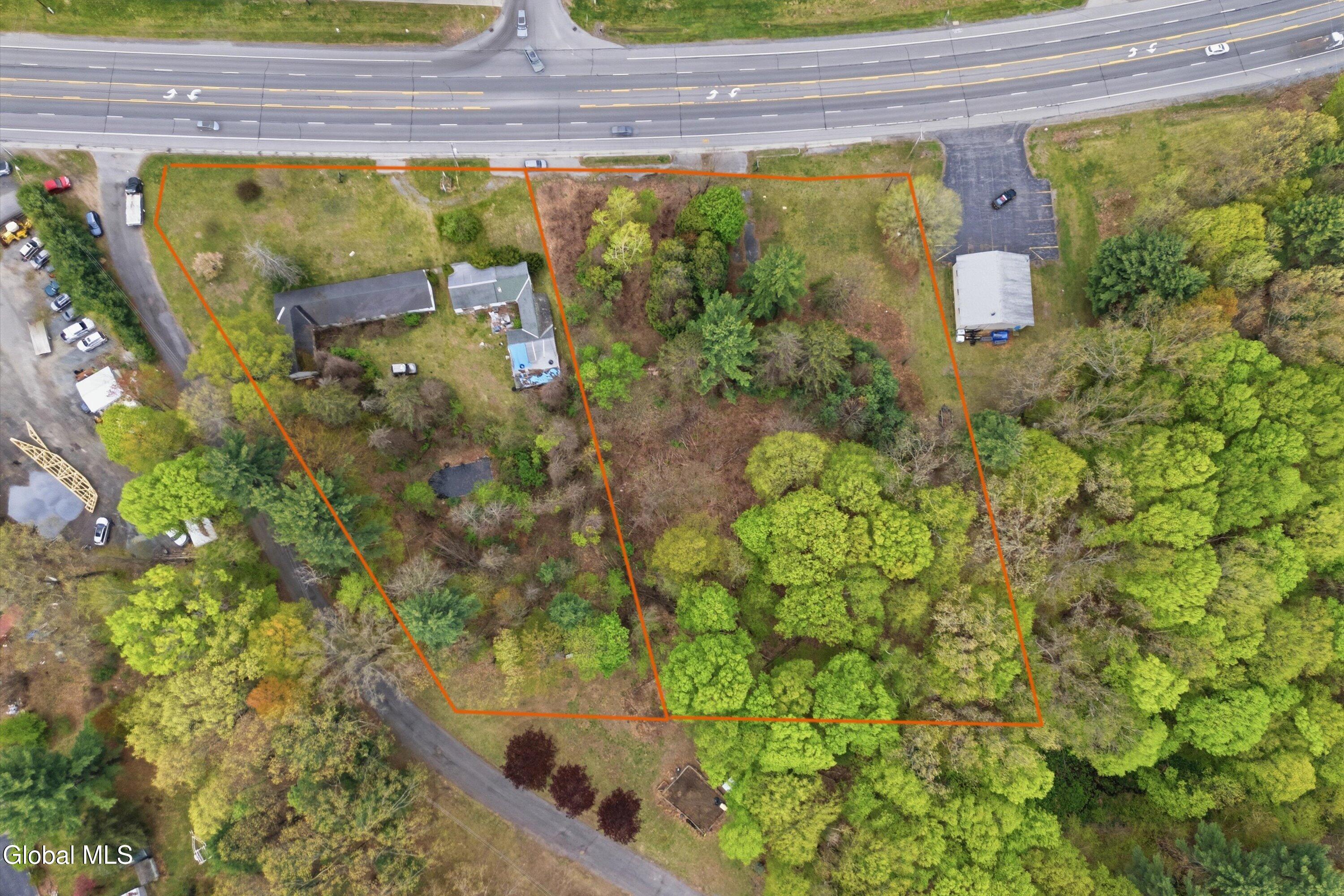 2595-2599 U.s. 9 Malta NY 12020