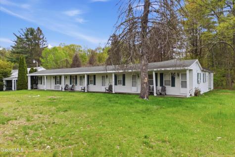 2595-2599 U.s. 9 Malta NY 12020