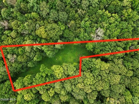 132 Wesskum Woods Road Gloversville NY 12078