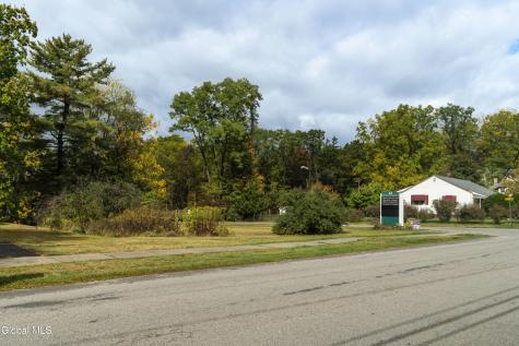 227 Clinton Street Saratoga Springs NY 12866