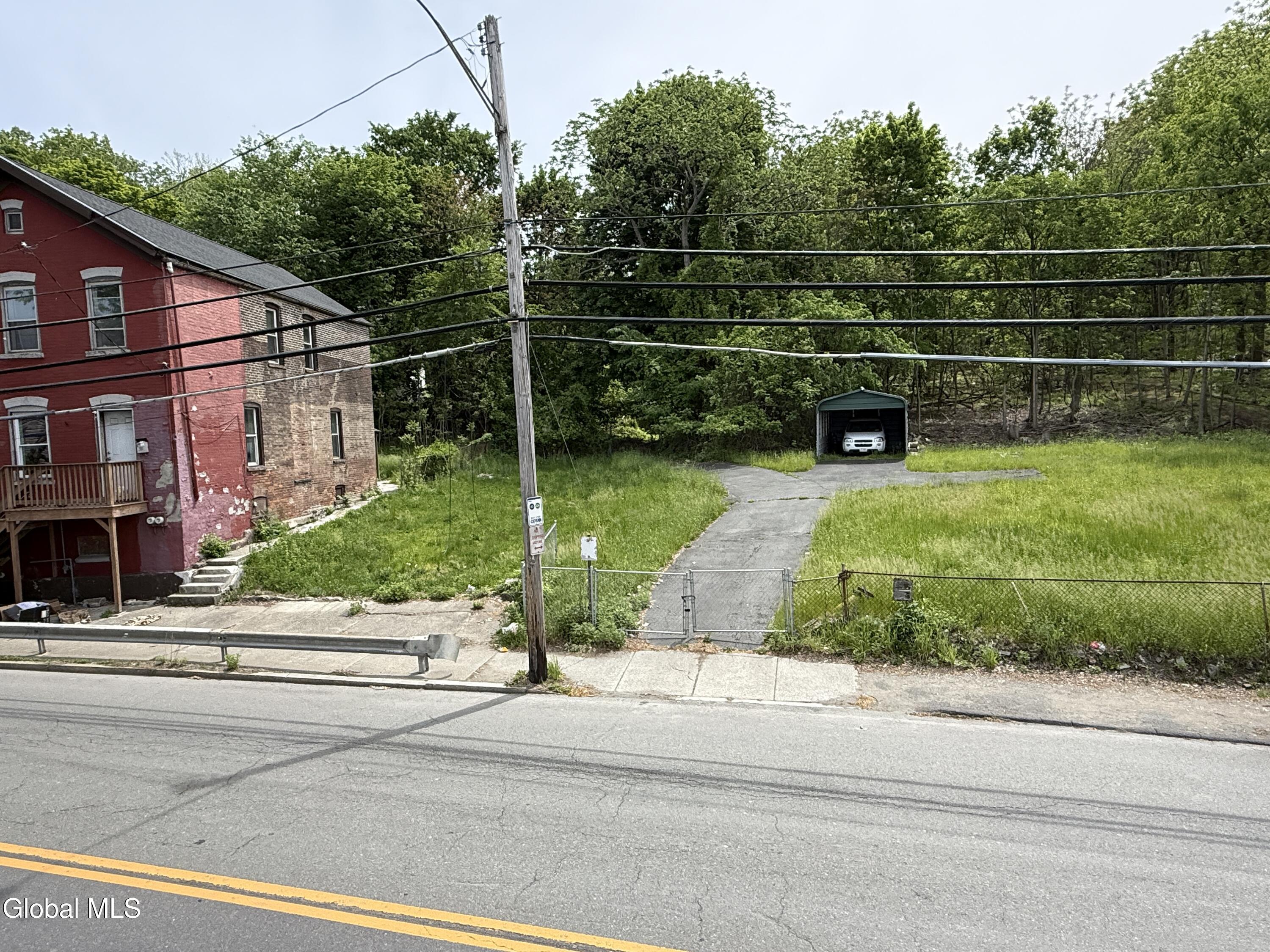 660 4th Street Troy NY 12180