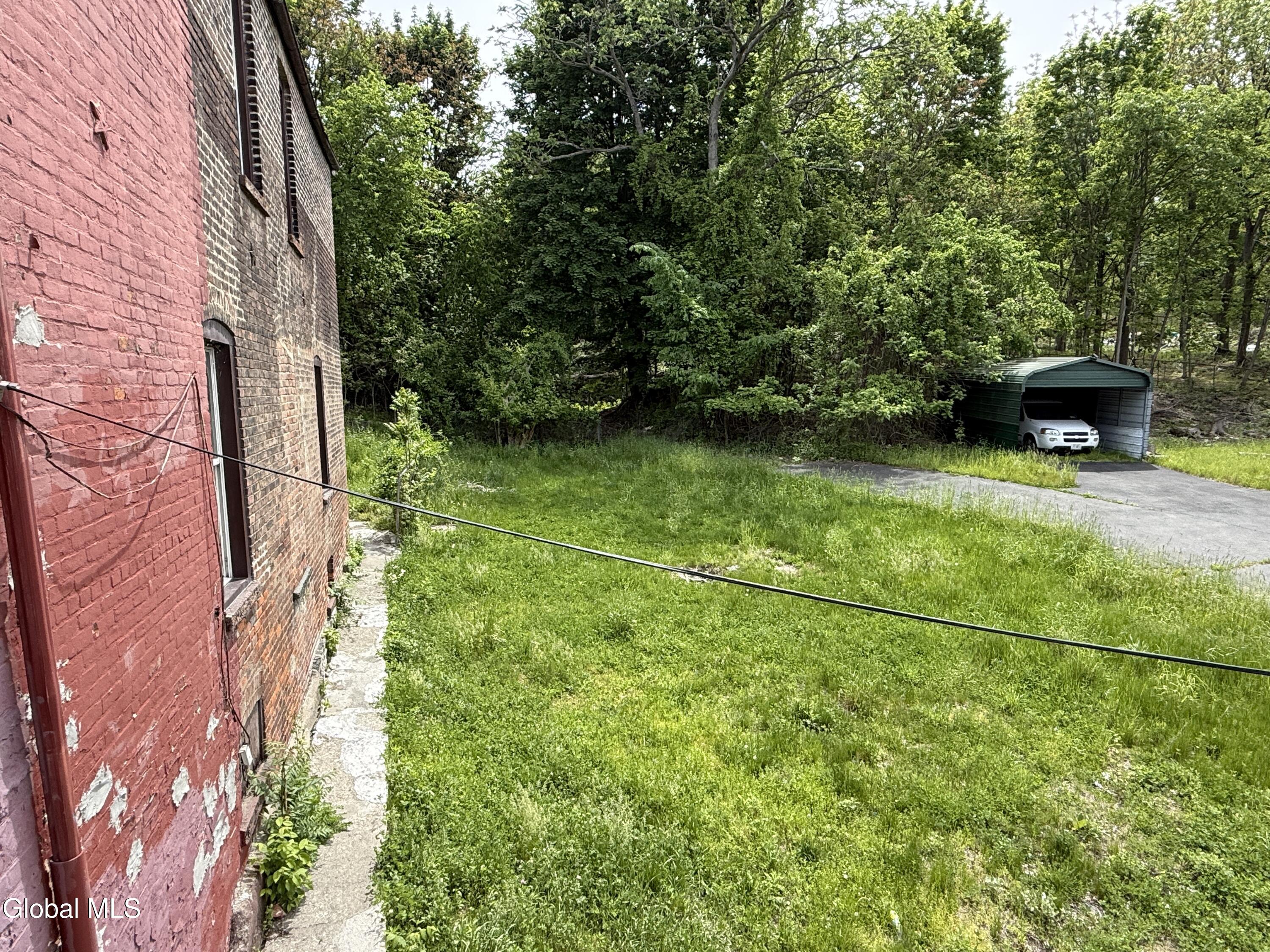 660 4th Street Troy NY 12180