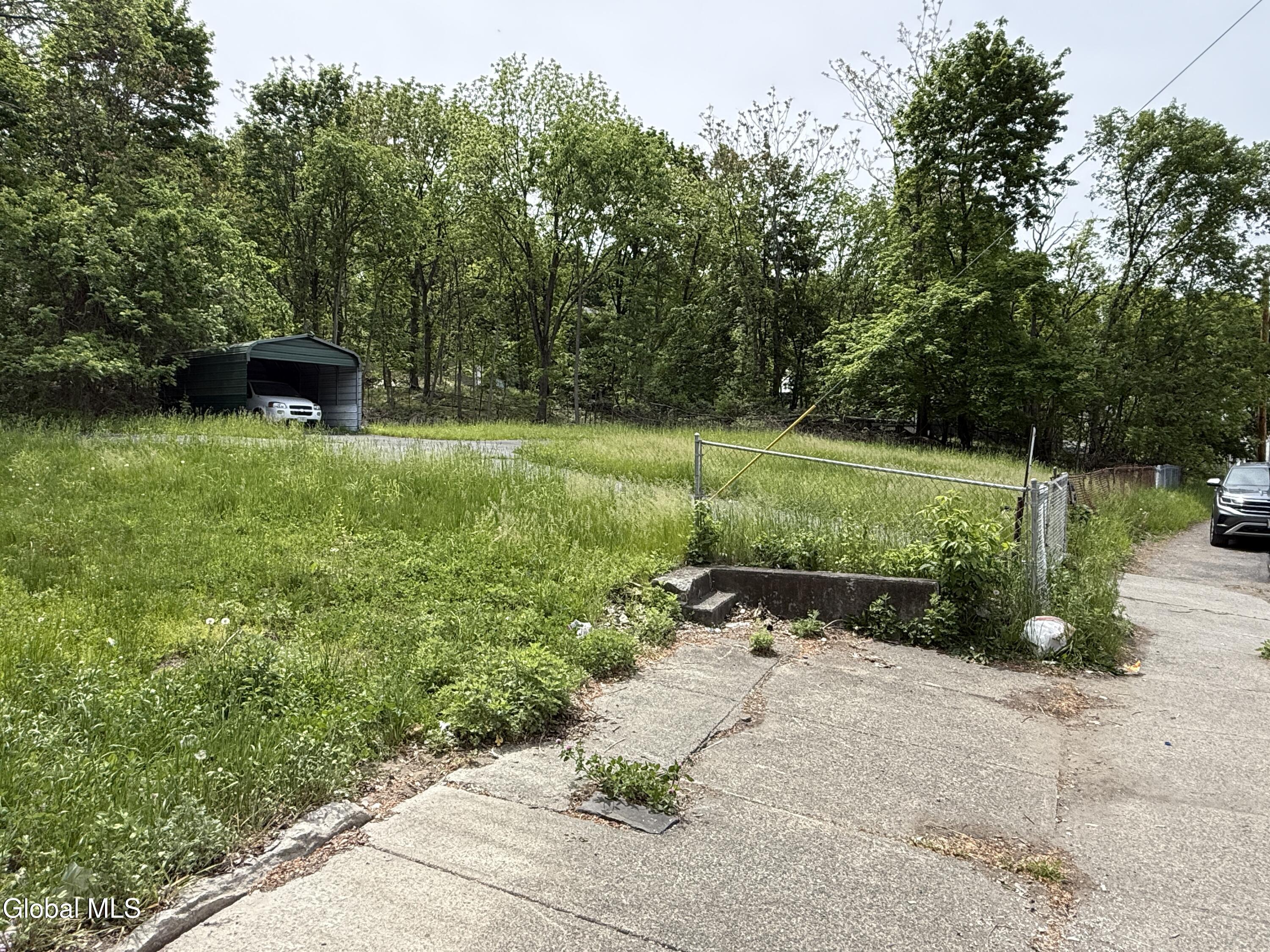 660 4th Street Troy NY 12180