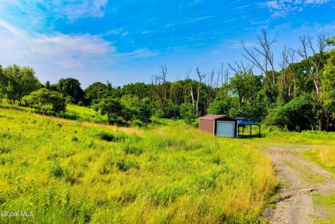 2620 New York 9h Kinderhook NY 12106