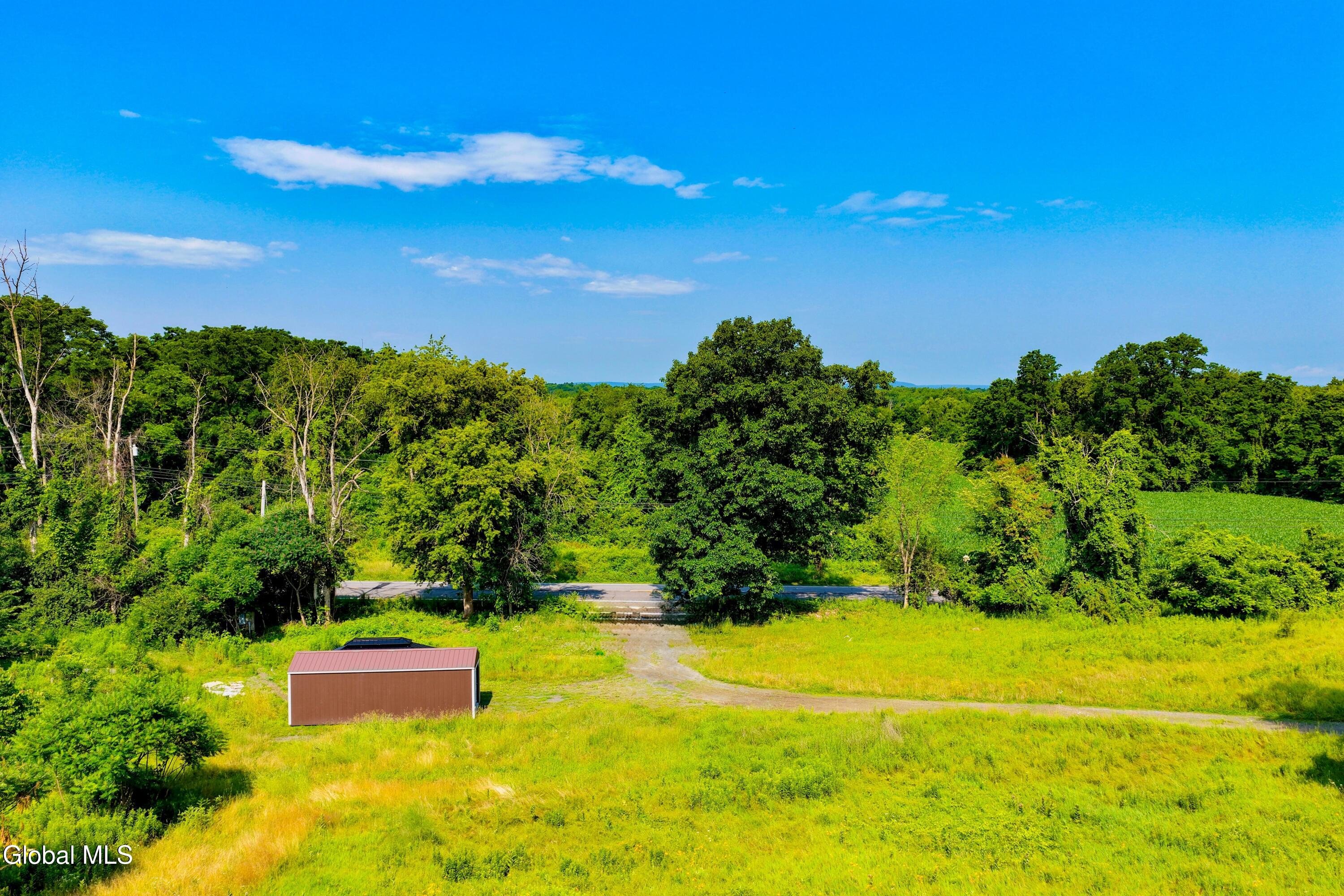 2620 New York 9h Kinderhook NY 12106