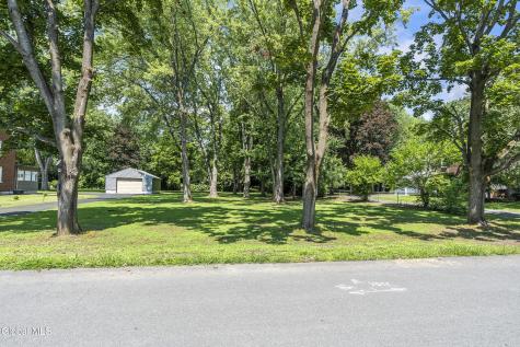 30 Tudor Road Albany NY 12203