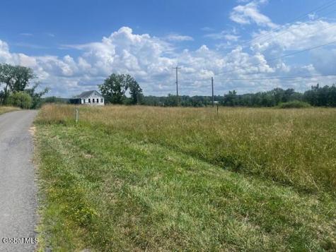 35 Pulcher Hudson NY 12534