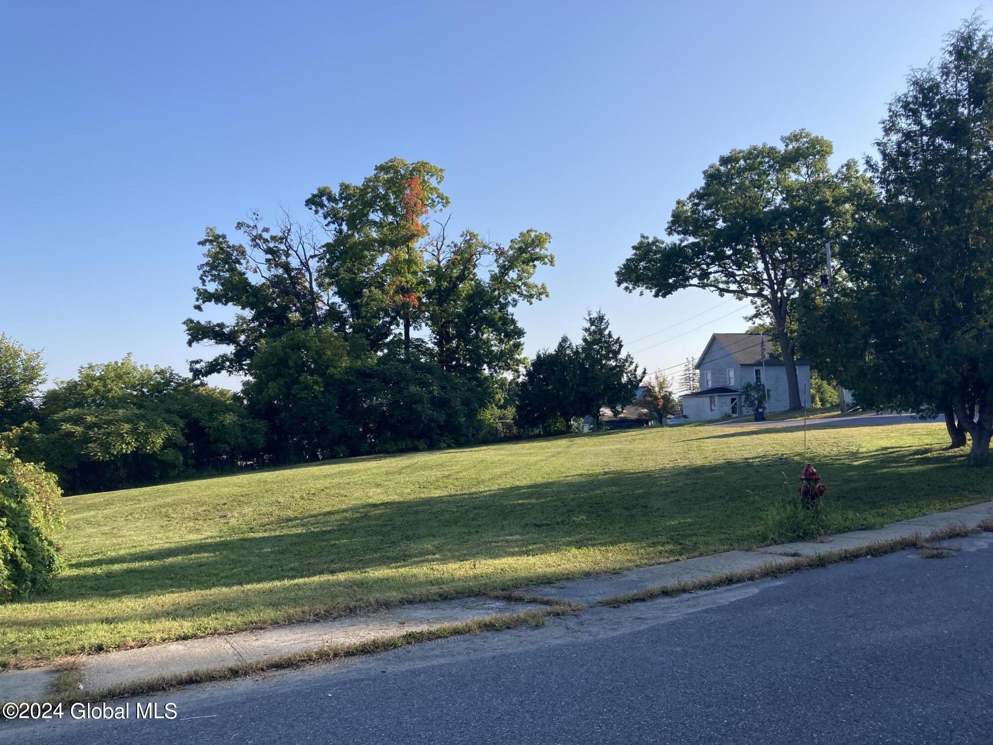 L14.200 Treadway Street Ticonderoga NY 12883