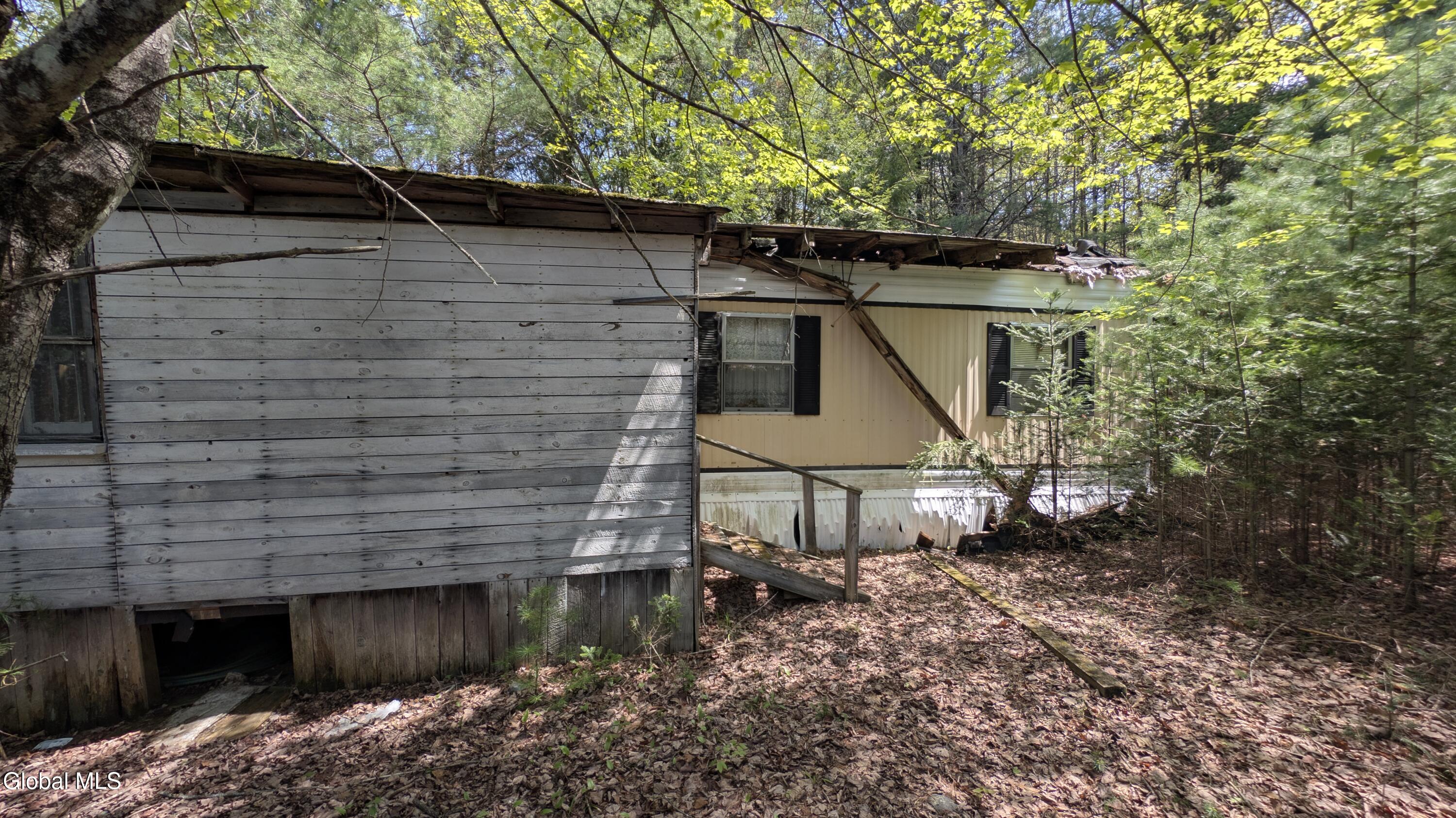 360 Igerna Road North Creek NY 12853