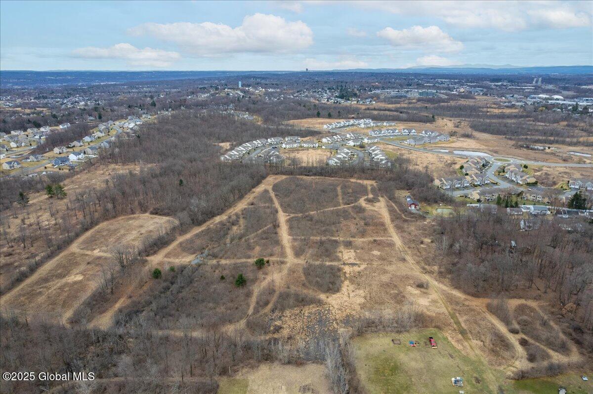 30 Landor Lane Colonie NY 12047