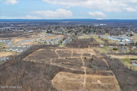 30 Landor Lane Colonie NY 12047